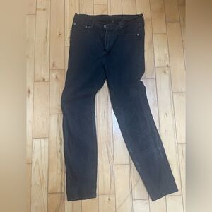 FRYE AND CO. Women's Black Straight Leg Jeans